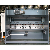 Was ist eine synchrone CNC-Abkantpresse mit Torsionsstab und wie funktioniert sie?